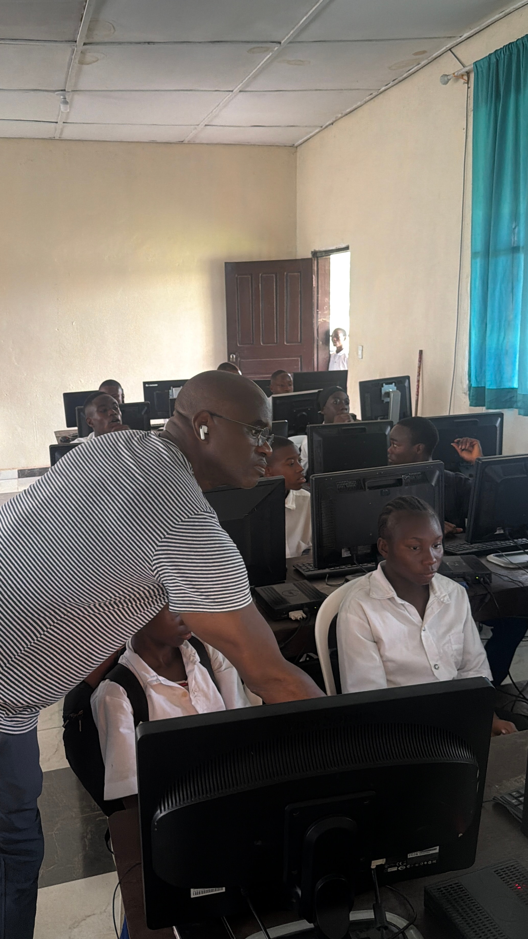 Alumni mentorship session with current students
